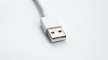 Обзор Apple Thunderbolt 3 Pro кабеля для устройств