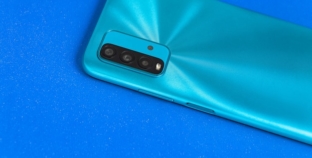 Samsung отказывается от зарядки в новых устройствах
